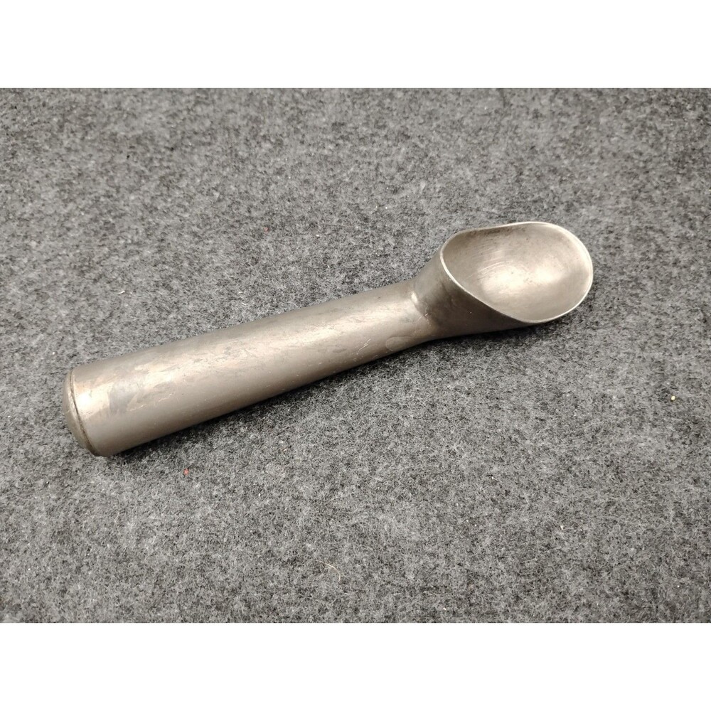 Vintage Heat Conductive Metal Ice Cream Scoop Ergonomic Self Defrosting Aluminum
